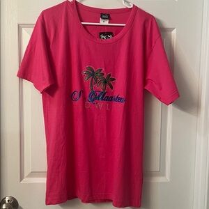 Pink St. Maarten Graphic T-Shirt NWT Women’s M